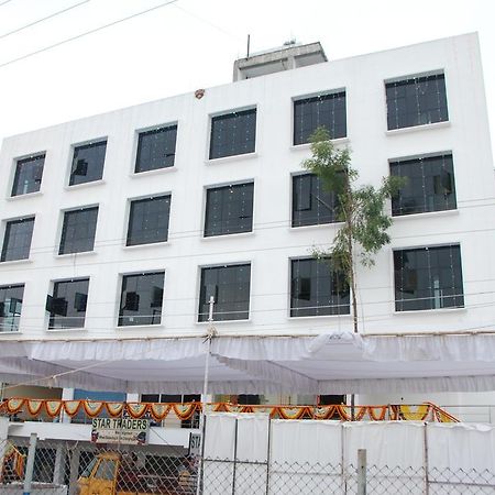 Hotel Neem Tree Hyderabad Airport Shamshabad Bagian luar foto