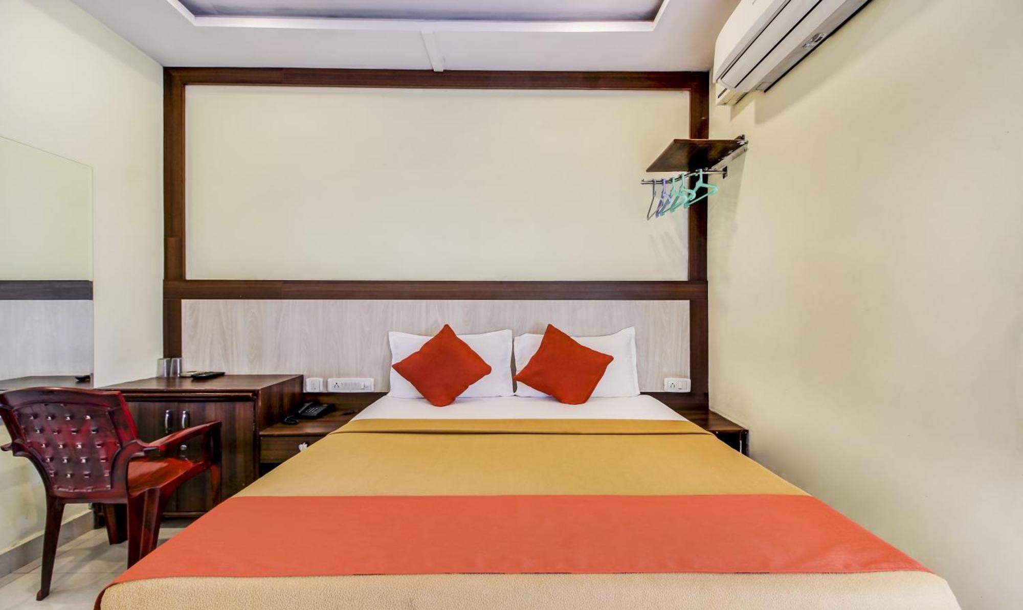 Hotel Neem Tree Hyderabad Airport Shamshabad Bagian luar foto