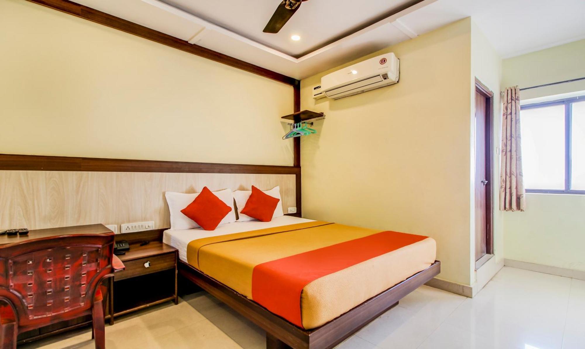 Hotel Neem Tree Hyderabad Airport Shamshabad Bagian luar foto